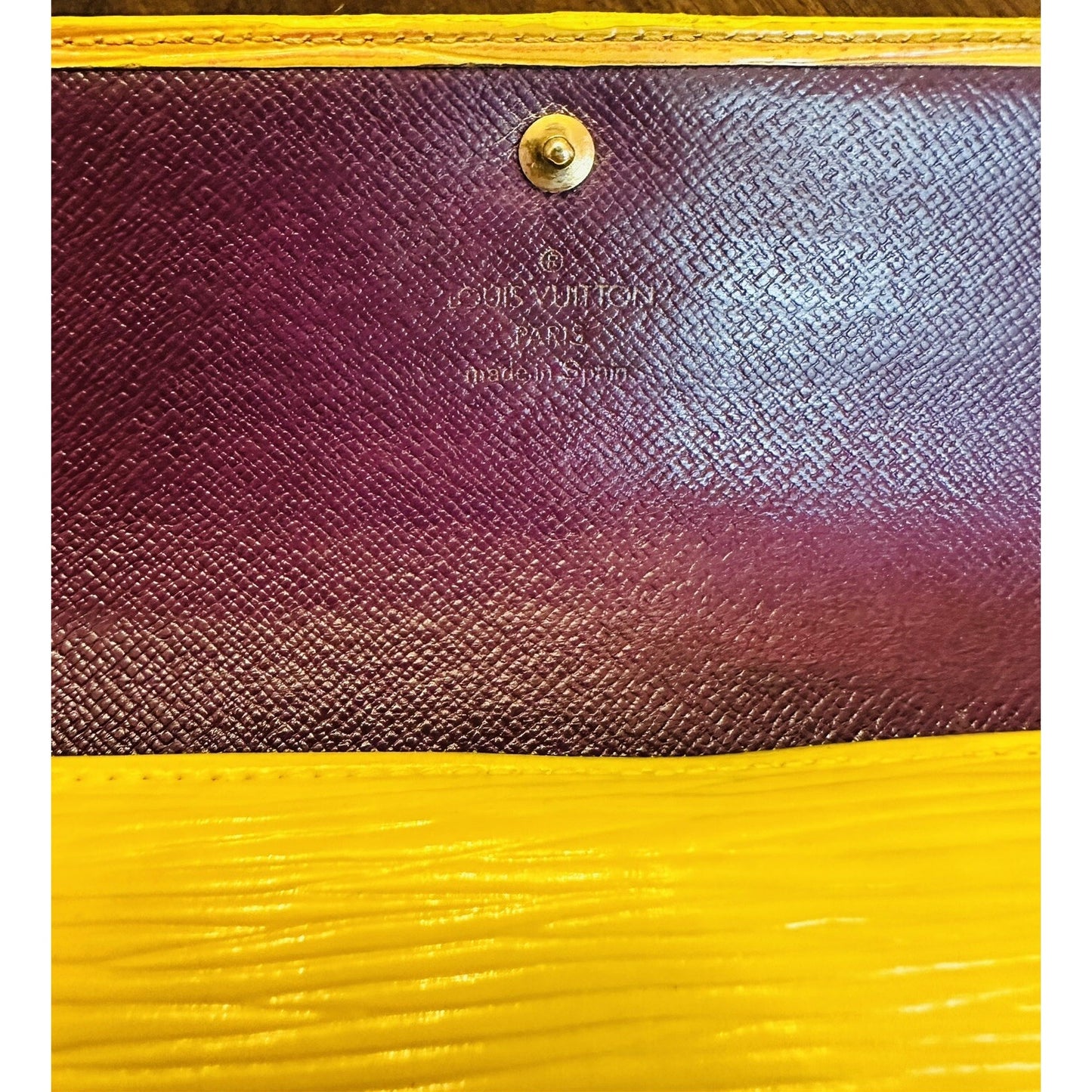 Authentic LOUIS VUITTON Epi Porte Tresor International Snap Wallet in Yellow