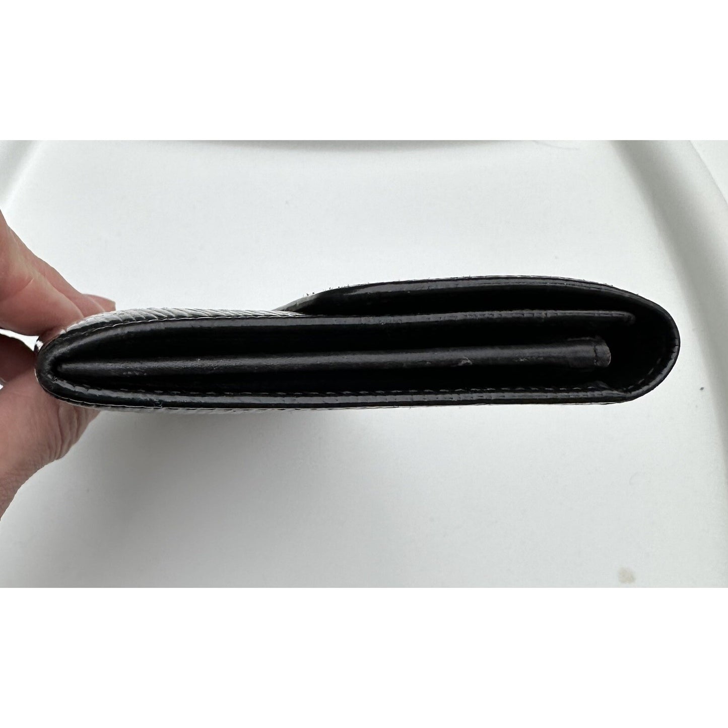 100% AUTHENTIC LOUIS VUITTON EPI LONG WALLET