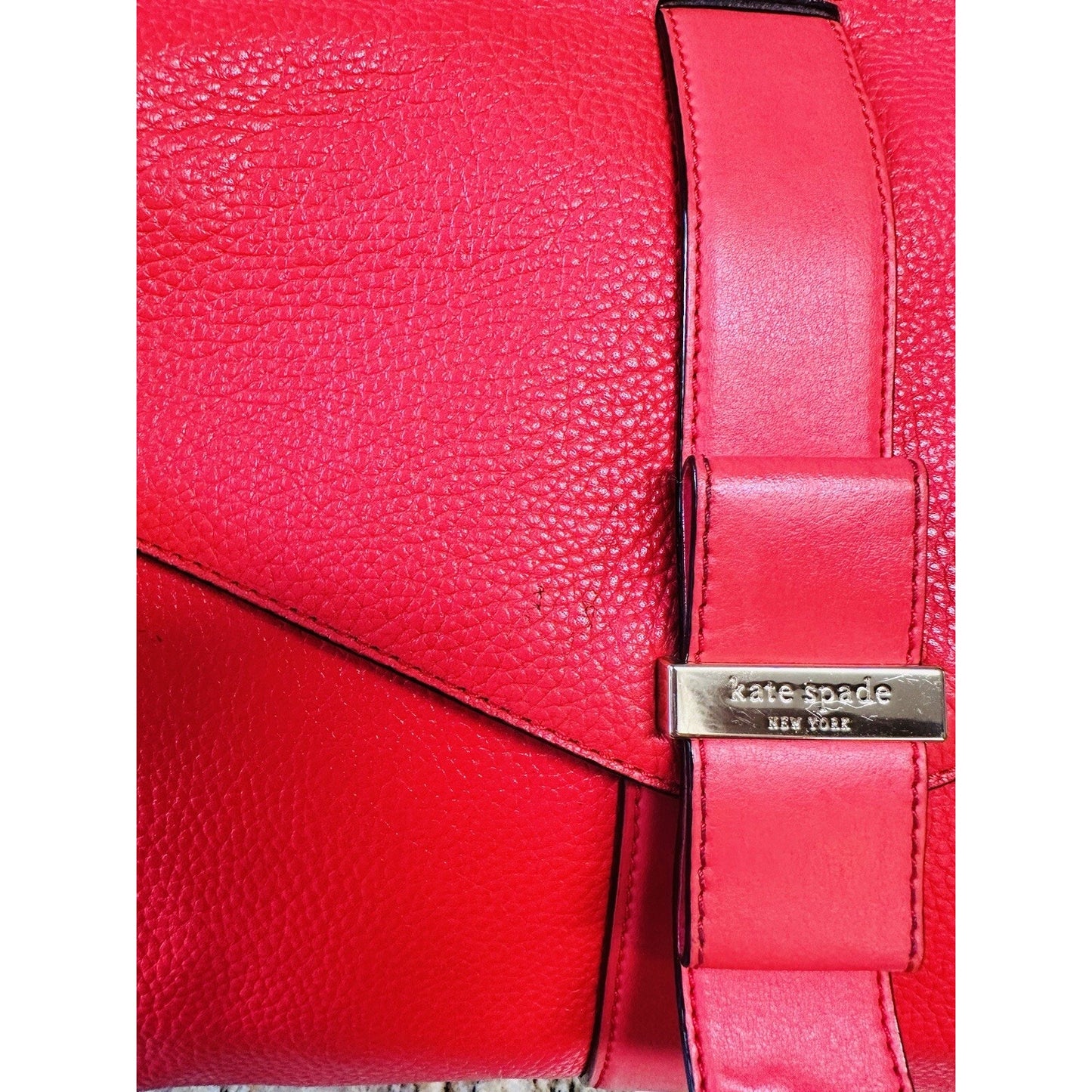 Kate spade WKRU3801 F067 0316 Lipstick red leather Stunner with Bold Fresh Hues