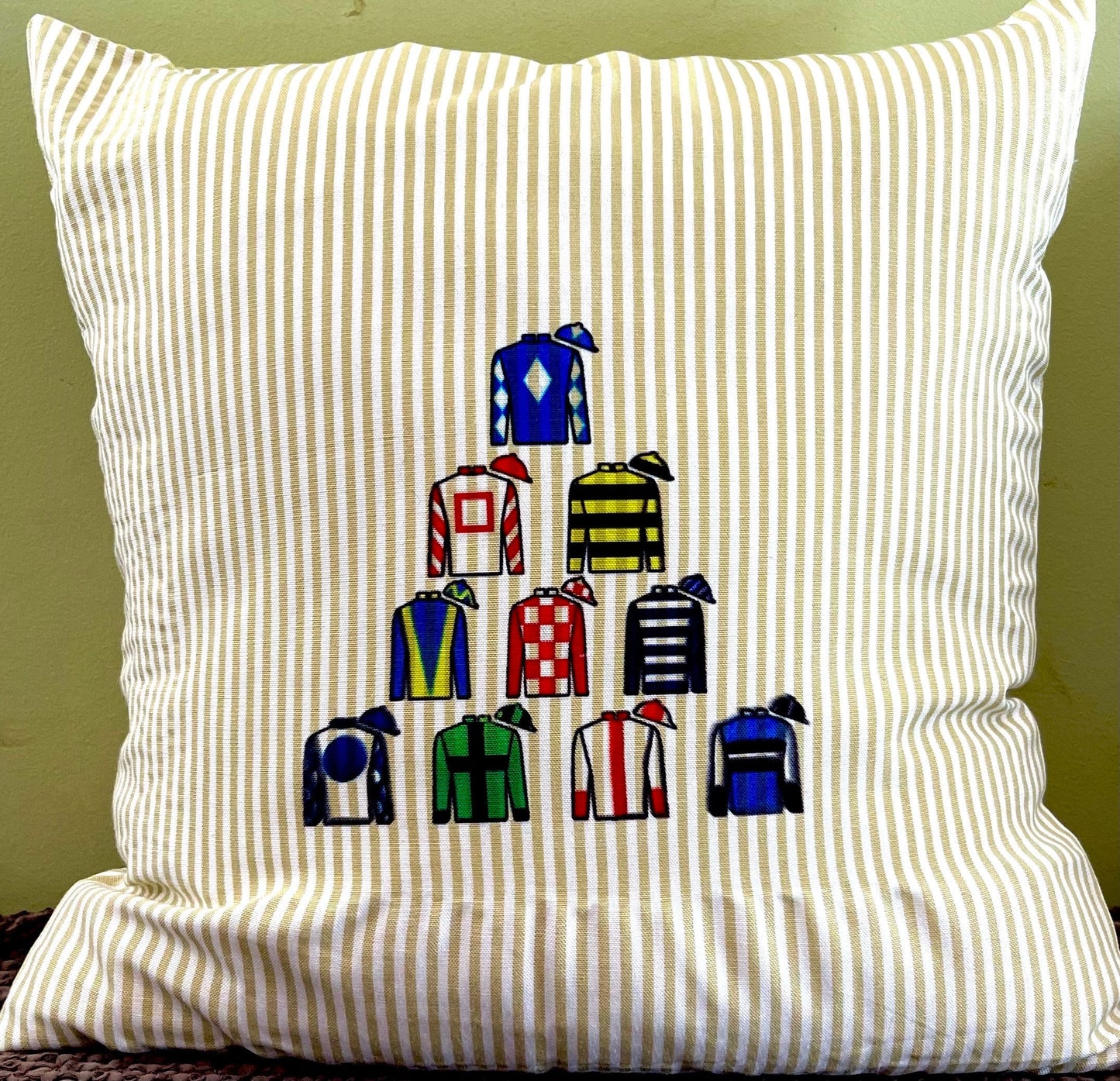 And Their Off!!!Kentucky Derby and horse racing throw pillow, one of a kind . Unique textures 18 x 18 cover only