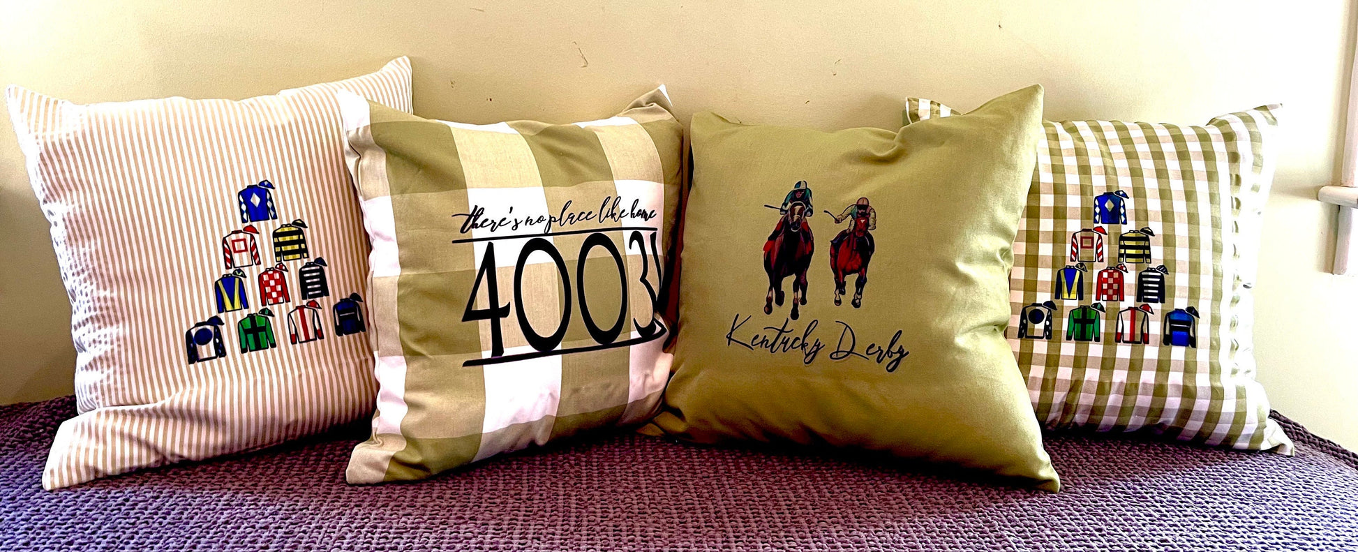 And Their Off!!!Kentucky Derby and horse racing throw pillow, one of a kind . Unique textures 18 x 18 cover only